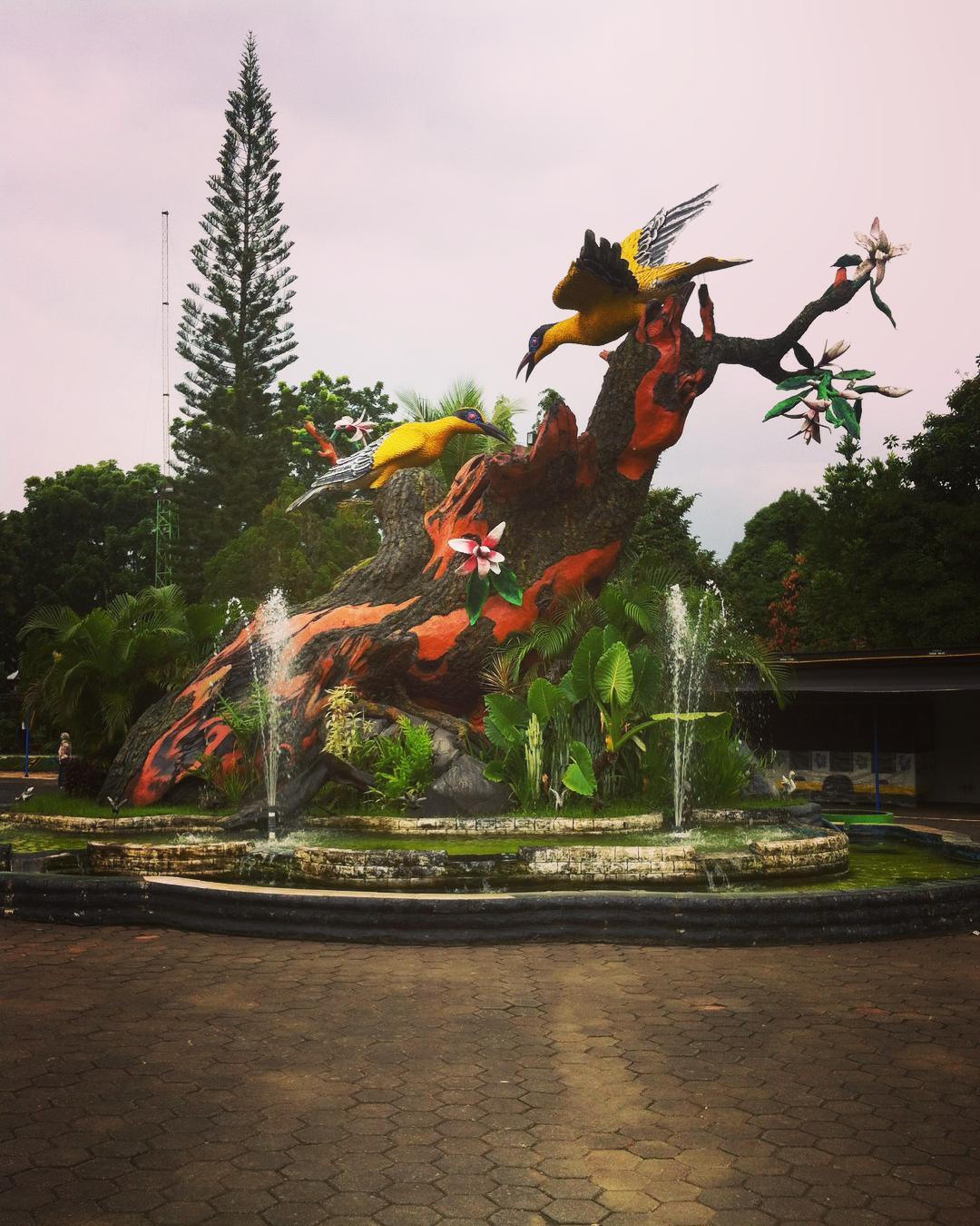 Taman Kyai Langgeng Magelang by IG @cindy_cullens