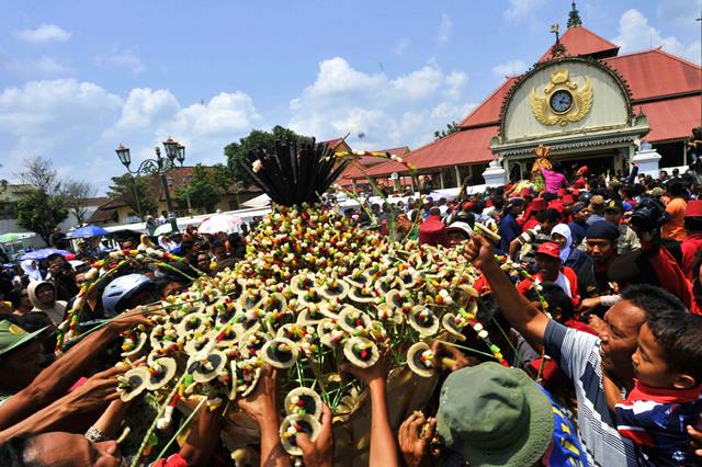 Serunya Grebeg Syawal di Yogyakarta.
