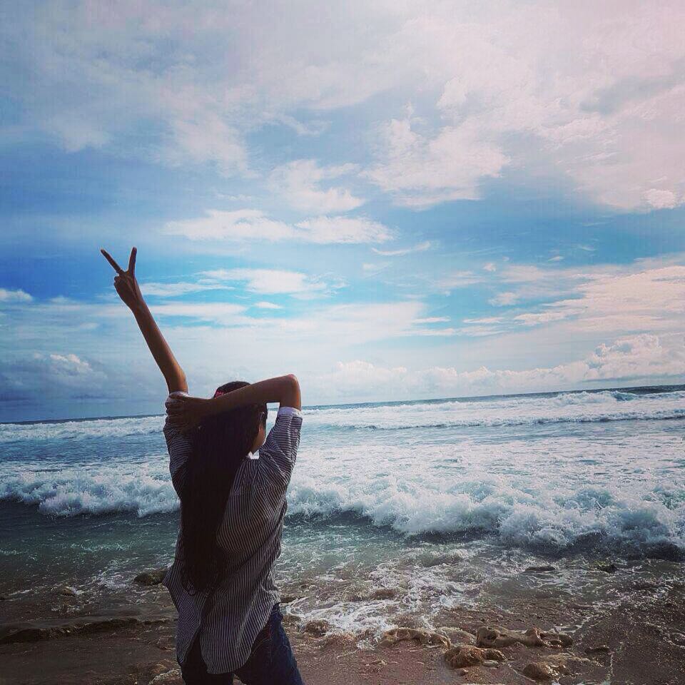 Sekedar berburu foto Instagram di Pantai Molang ini juga bisa banget by IG @retnopalupi217
