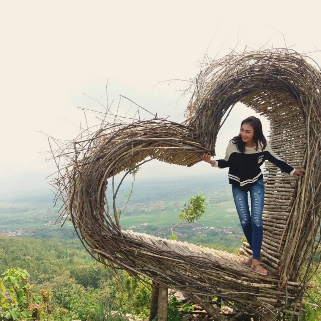 Meski sedang jomblo, bukan berarti kalian tak boleh berkunjung kesini ya! by @vivie_dinantya
