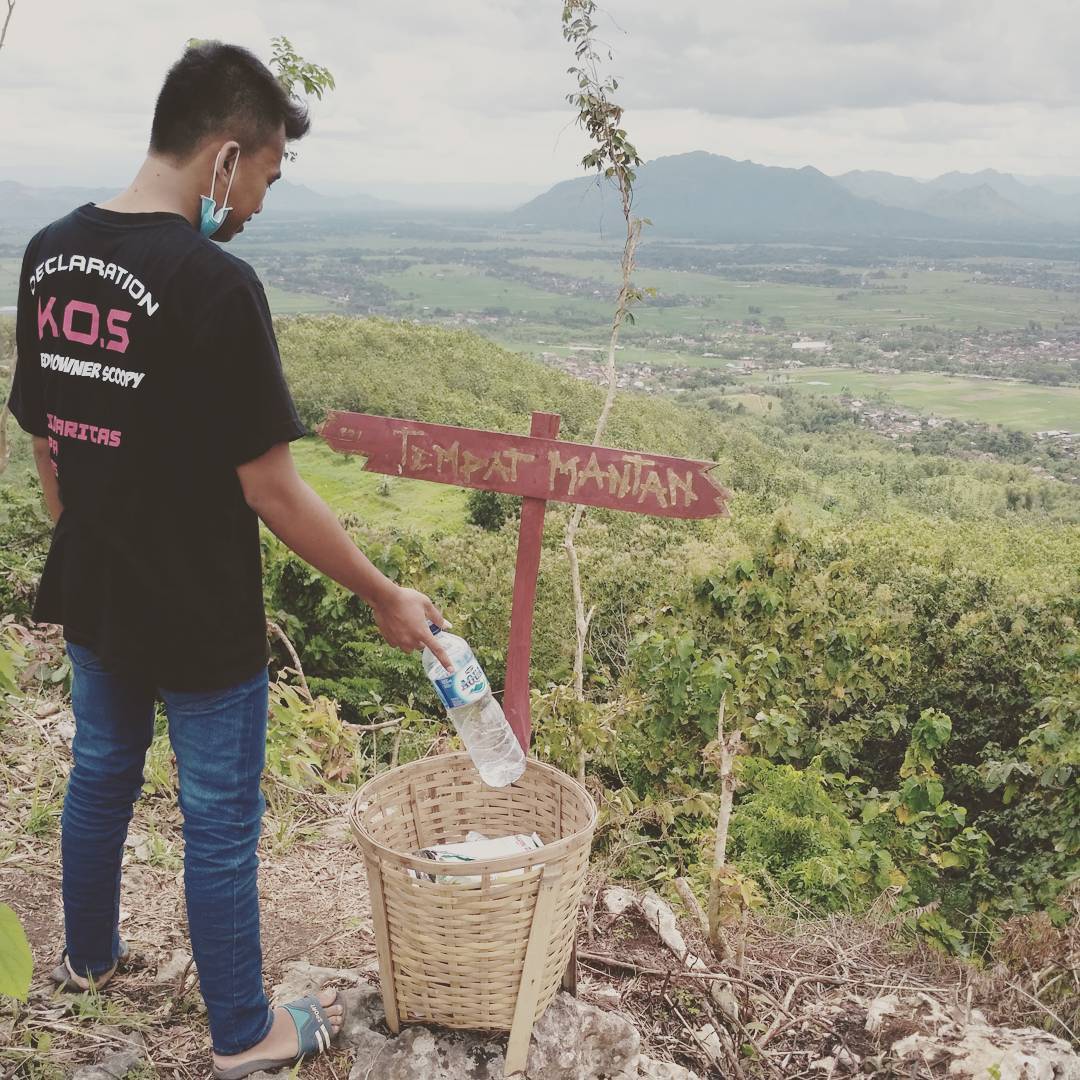 Tempat buang mantan ada dimana saudara-saudara jomblowan jomblowati? by @riedwan_pradana