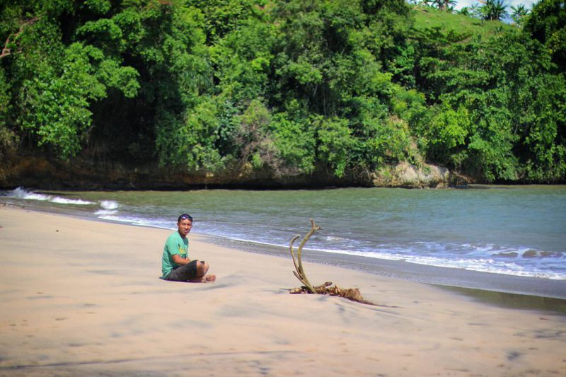 Pantai Gerangan ini adalah salah satu pantai di Tulungagung yang bisa kalian kunjungi ketika liburan tiba by @fathur_r4.jpg
