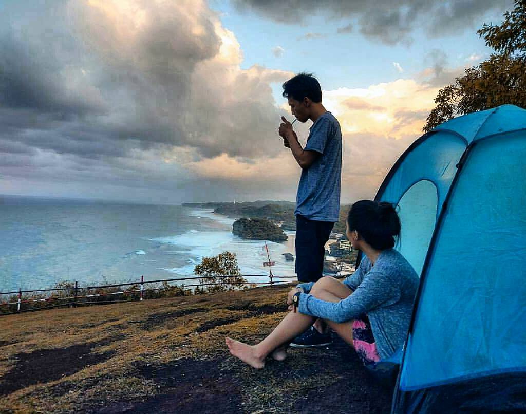 Jadi liburan selanjutnya mungkin kamu akan camping disini via @skova_trans