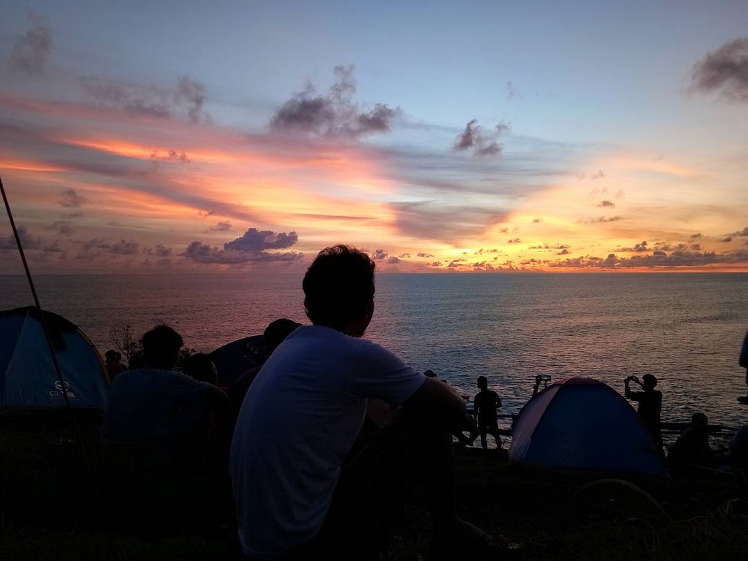 Kalau kamu mau camping di salah satu tempat wisata di Jogja ini, sebaiknya bersama teman akan lebih seru via @ajengfitri19