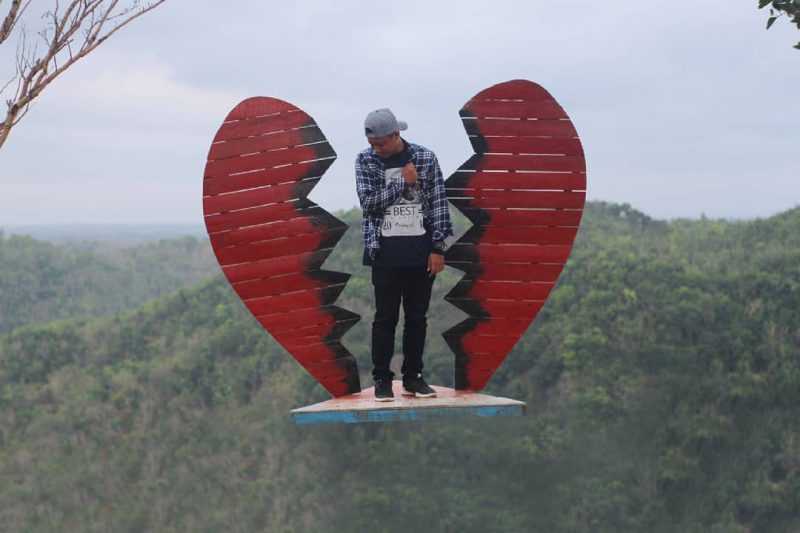 Ada spot foto seperti ini misalnya via IG @andinugrahaa_