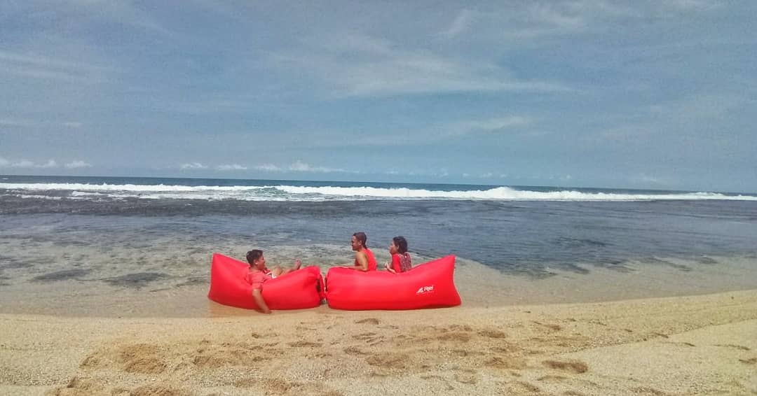 Pantai Porok adalah salah satu pantai tersembunyi di jogja. via @arioardhi