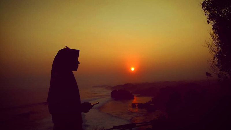 Senja dari Pantai Ngrumput cantik luar biasa. via @anisarwosih