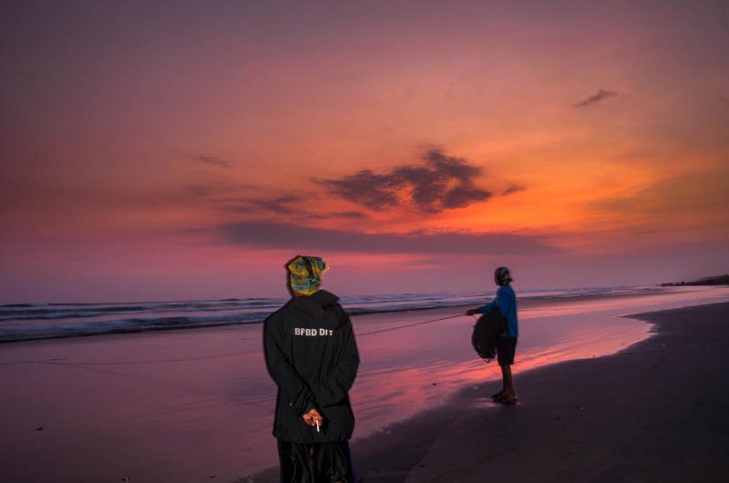 Wisata Alam Pantai Parangendog Yang Memukau!! via @kalihrgusti