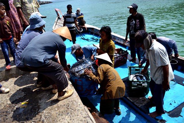 Pantai Sadeng Yogyakarta Dengan Sejarahnya Pantai Sadeng Yogyakarta Dengan Sejarahnya