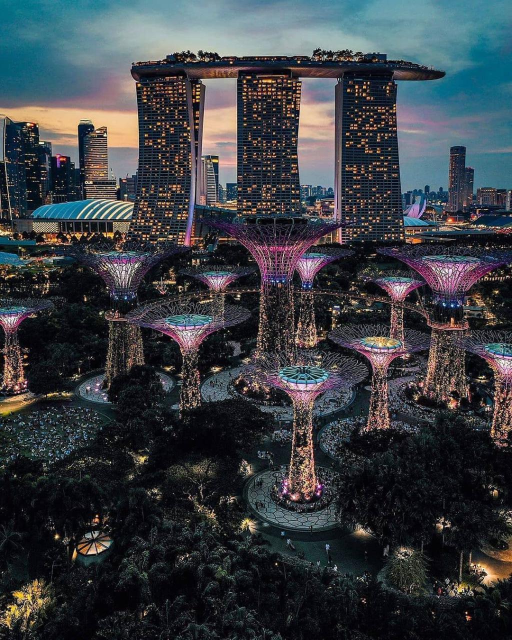 Liburan Ke Singapura, Harus Pakai Paket Sewa Wifi Singapore Gak Sih? Baca Dulu Ini! Liburan Ke Singapura, Harus Pakai Paket Sewa Wifi Singapore Gak Sih? Baca Dulu Ini!