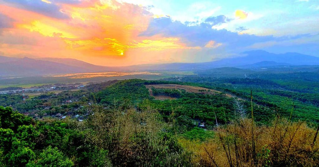 Wisata Jawa Tengah Populer Wajib Kunjung! Wisata Jawa Tengah Populer Wajib Kunjung!
