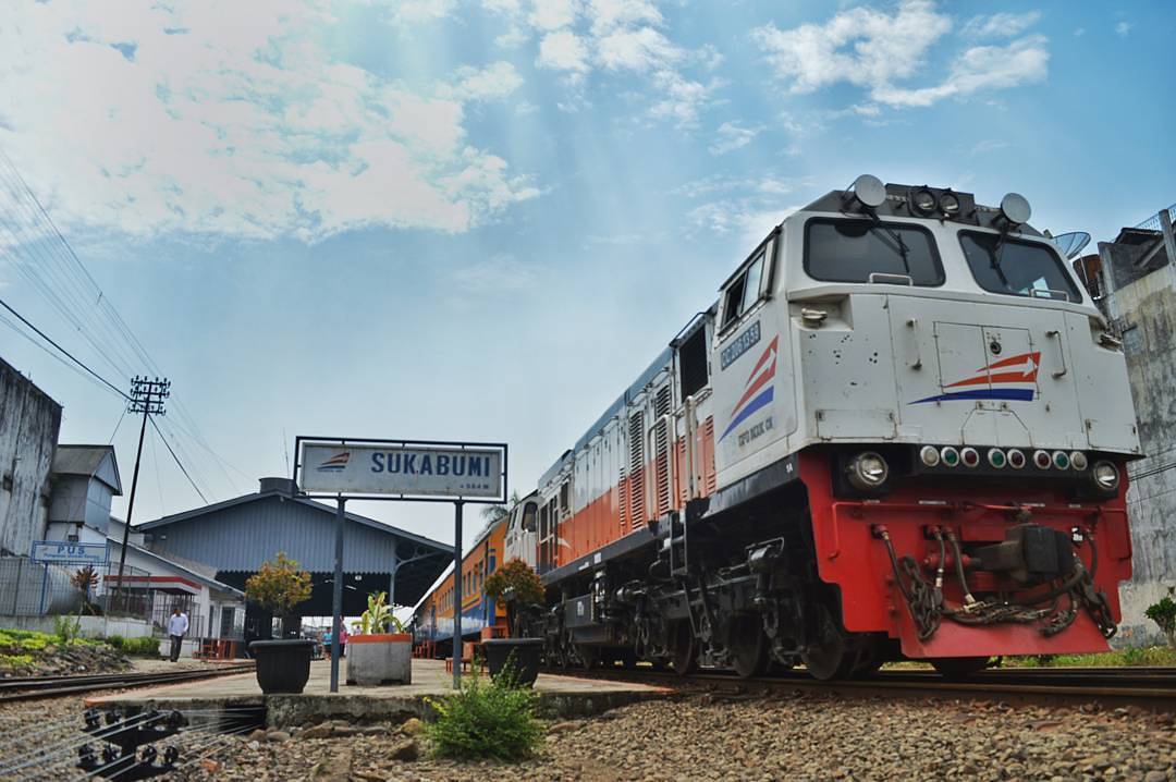 Jadwal Kereta Sukabumi Cianjur Sukabumi PP Naik KA Siliwangi Jadwal Kereta Sukabumi Cianjur Sukabumi PP Naik KA Siliwangi