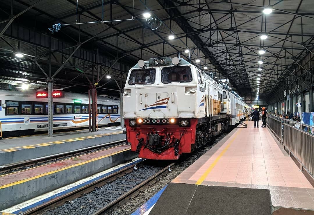 Jadwal Kereta Semarang Poncol Ke Jakarta Dan Tujuan Lainnya Terbaru Tahun 2026. Jadwal Kereta Semarang Poncol Ke Jakarta Dan Tujuan Lainnya Terbaru Tahun 2026.