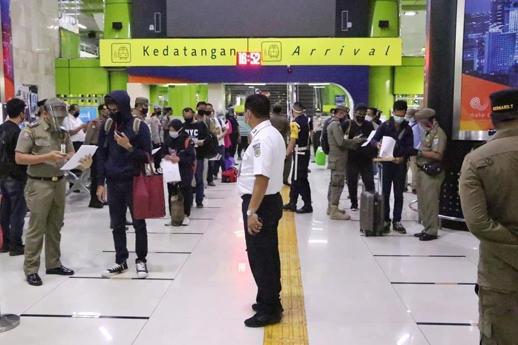 Jadwal Kereta Stasiun Gambir Jakarta Juga Informasi Penting Lainnya! Jadwal Kereta Stasiun Gambir Jakarta Juga Informasi Penting Lainnya!