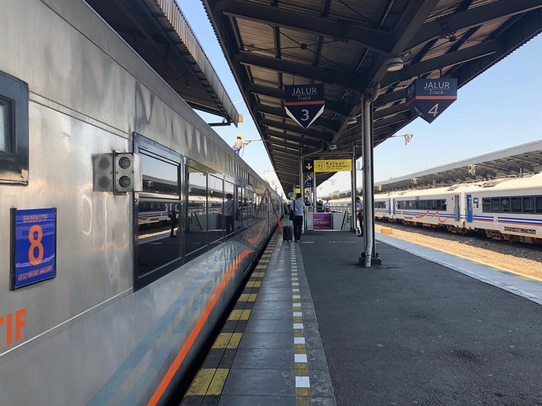 Jadwal Kereta Stasiun Cirebon Kejaksaan Terbaru Tahun 2026 Untuk Kereta Api Tambahan. Jadwal Kereta Stasiun Cirebon Kejaksaan Terbaru Tahun 2026 Untuk Kereta Api Tambahan.