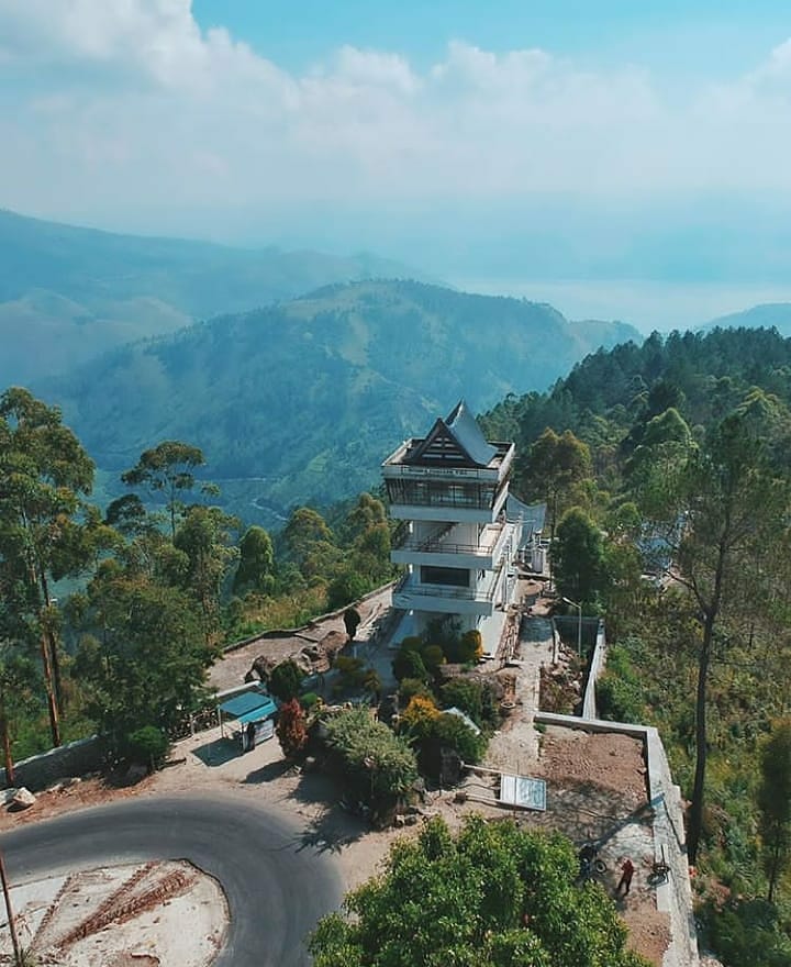 Tempat Wisata Sumatera Utara Rekomended Untuk Liburan Selanjutnya! - Menara Pandang Tele.