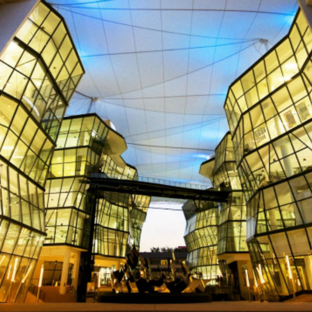 LASALLE College of the Arts