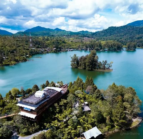 Situ Patenggang: Destinasi Eksotis di Kawasan Wisata Ciwidey Situ Patenggang: Destinasi Eksotis di Kawasan Wisata Ciwidey