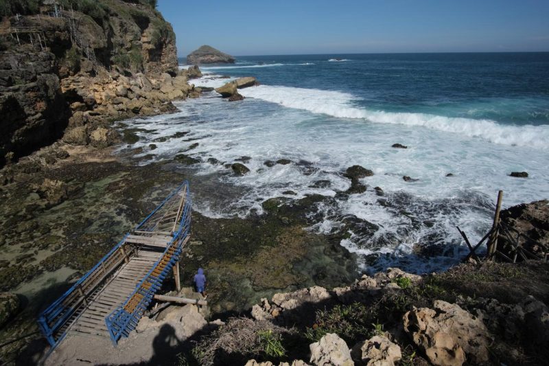 19 Pantai Di Gunungkidul Jogja Wajib Kunjung! - Pantai Jogan 19 Pantai Di Gunungkidul Jogja Wajib Kunjung! - Pantai Jogan