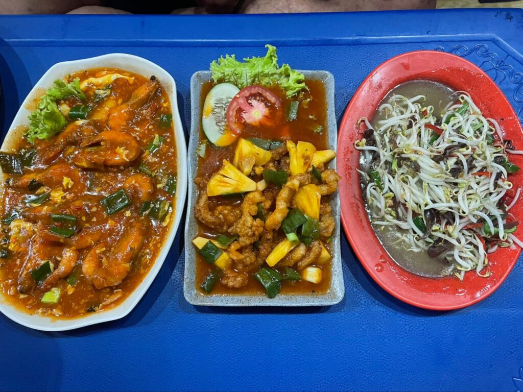 11+ Rekomendasi Makanan Enak yang Cocok Dipesan Malam Hari 11+ Rekomendasi Makanan Enak yang Cocok Dipesan Malam Hari