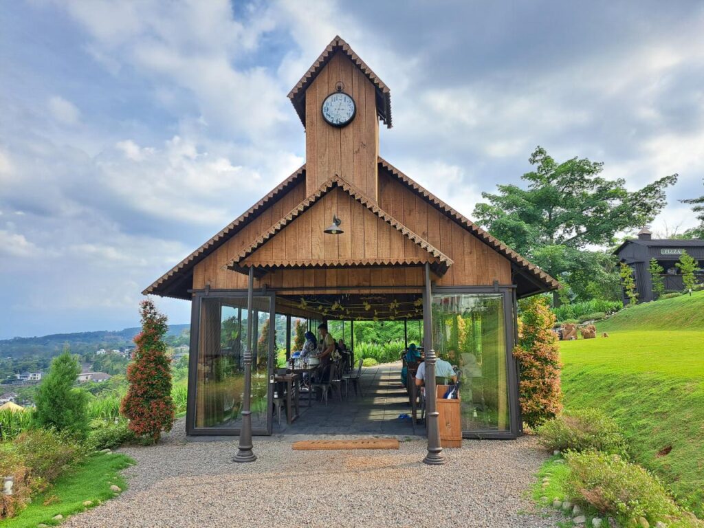 5+ Rekomendasi Cafe Pasuruan Hits Pemandangan Indah! 5+ Rekomendasi Cafe Pasuruan Hits Pemandangan Indah!